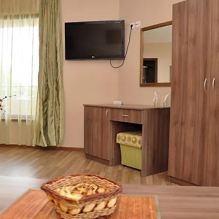 מלון Cacao House 3*